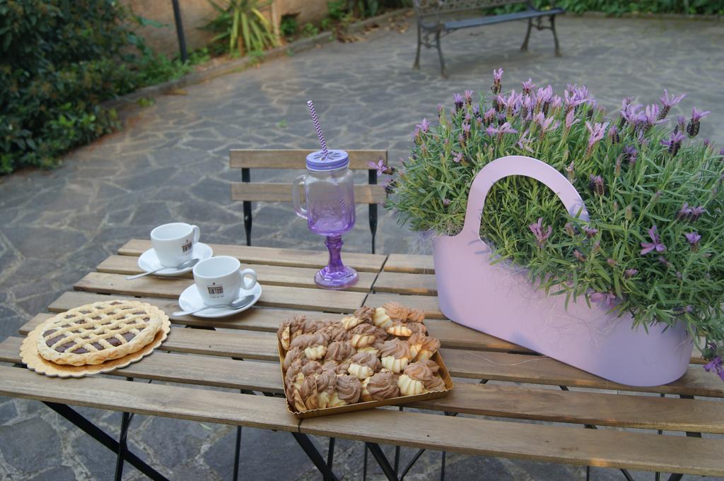 Residenza I Ciclamini Bed and Breakfast Rom Eksteriør billede